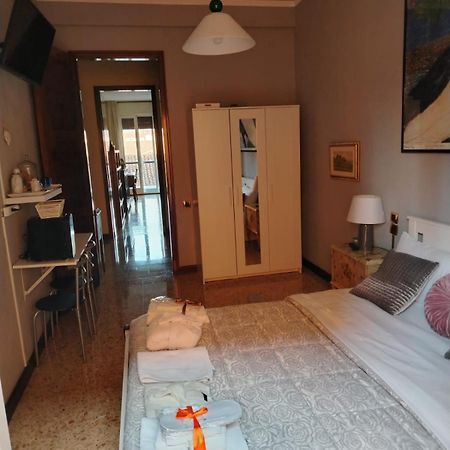 B&B Califano- 2 Leoni Verona Bagian luar foto